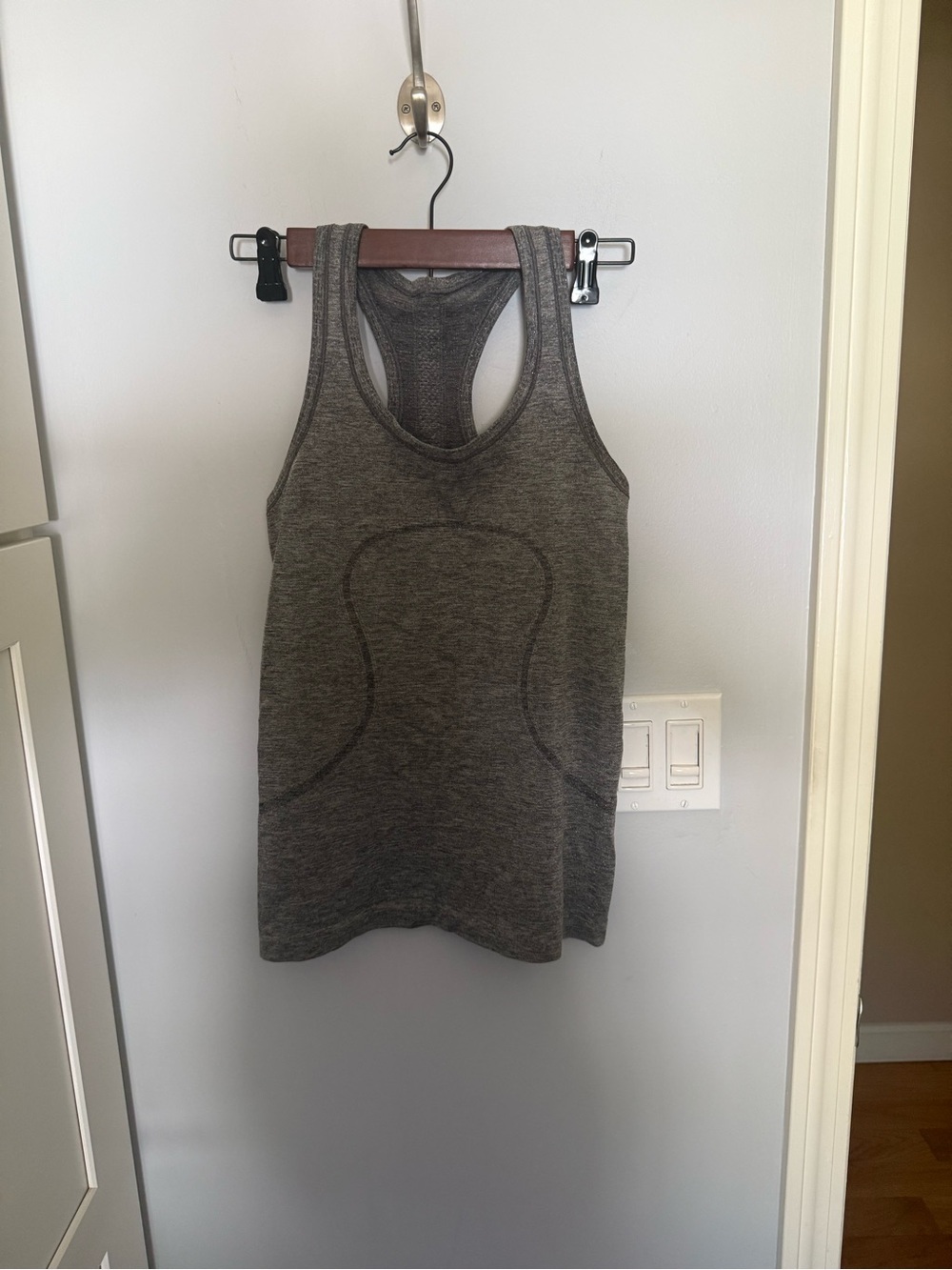 Lululemon Swiftly Tech Racerback Tank Top Sparkle Black White Silver Sz 6